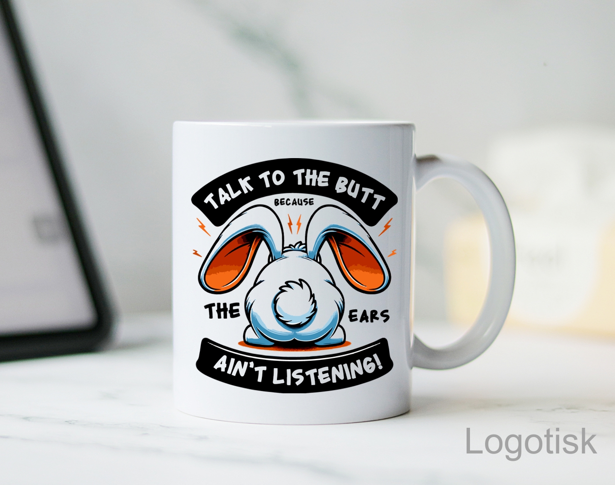 Vtipný hrnek KRÁLÍK - TALK TO THE BUTT